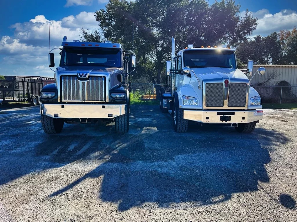 two-alamo-disposal-truck